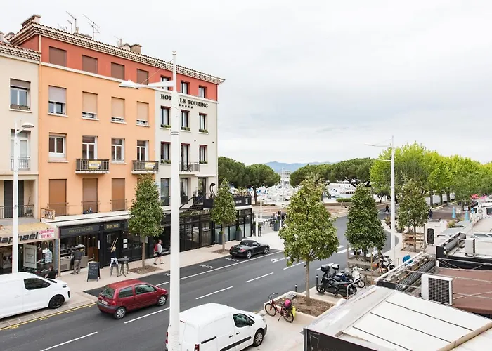Appartement 2 Neuf Sur Le Port A Cote De La Plage